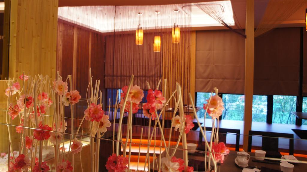 Happiness Inn Hotel Xinzhuang Bagian luar foto