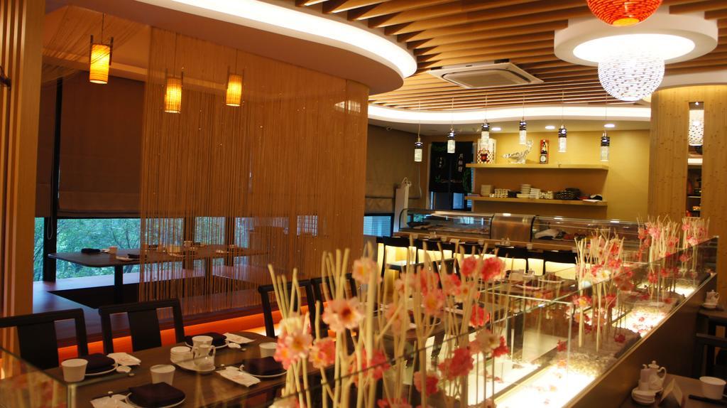 Happiness Inn Hotel Xinzhuang Bagian luar foto